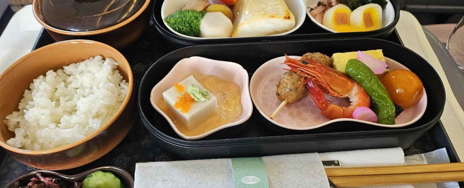 終結「機餐盲盒」華航預選系統 米其林聯名菜色圖鑑曝光搶先看！